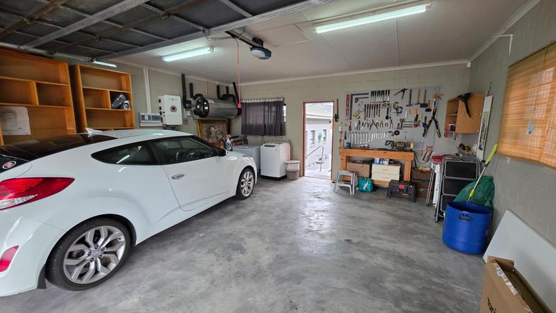 3 Bedroom Property for Sale in Reebok Western Cape